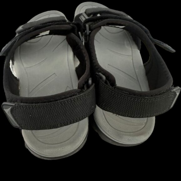 Men\'s Sandals From Reel Legends